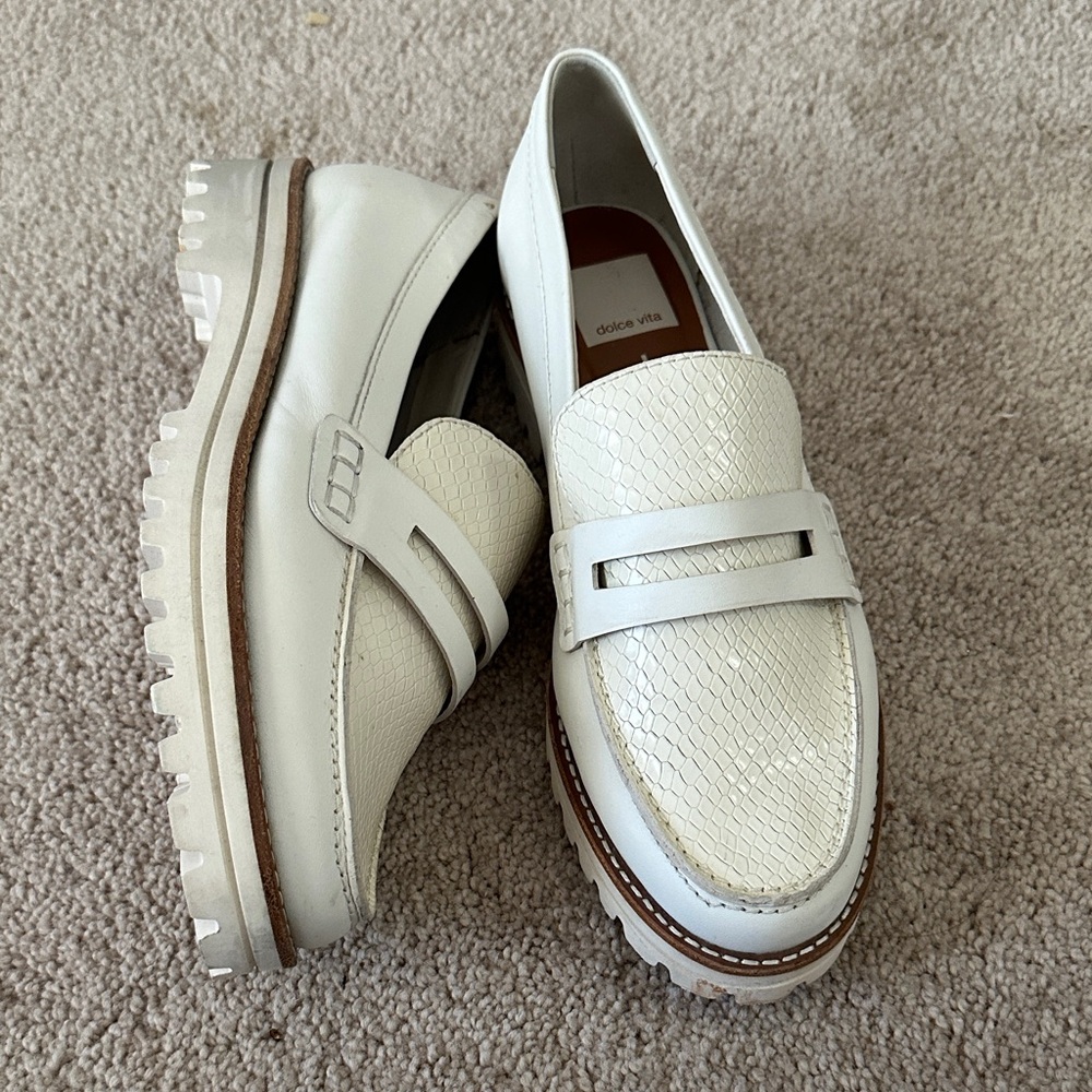 Dolce vita Loafers